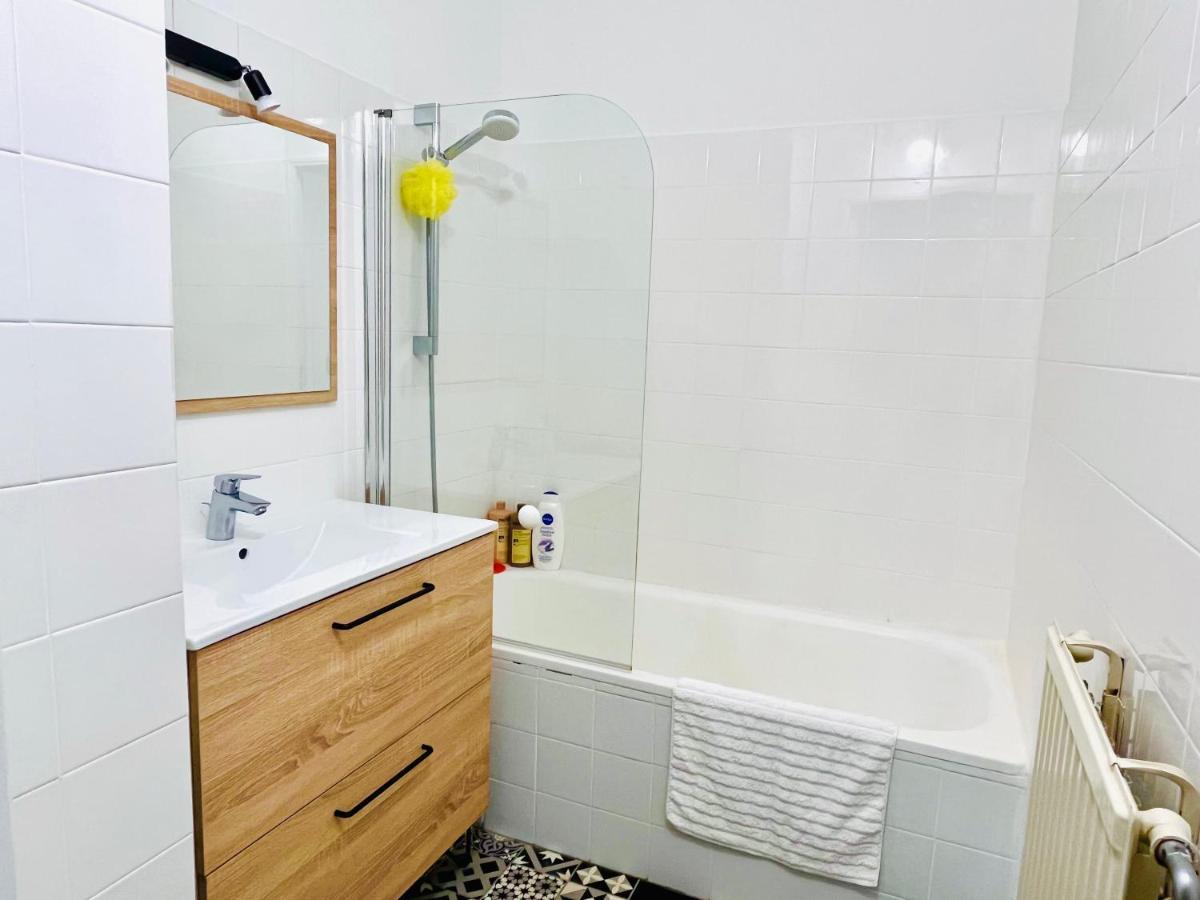 Apartment 50M2-Free Private Parking-Self Check In !! Appartement 50M2 Intramuros-Parking Prive Gratuit-Arrivee Autonome!! Avinyon Dış mekan fotoğraf
